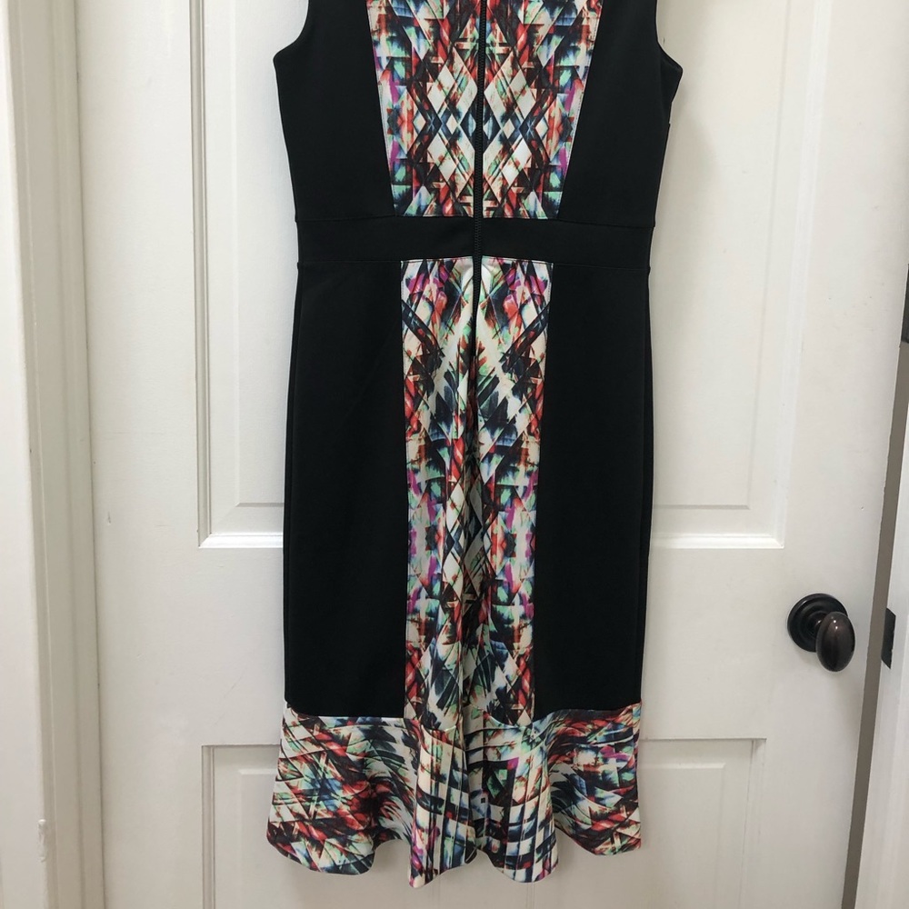 Like New Colorblock Dress NY Boutique Small 2/4 - Picture 2 of 3